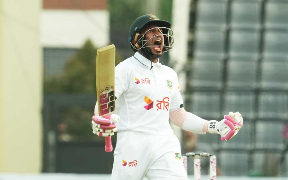 Mushfiqur Rahim century